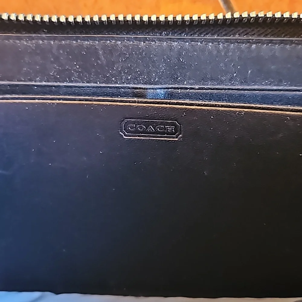 COACH | ZIP AROUND WALLET